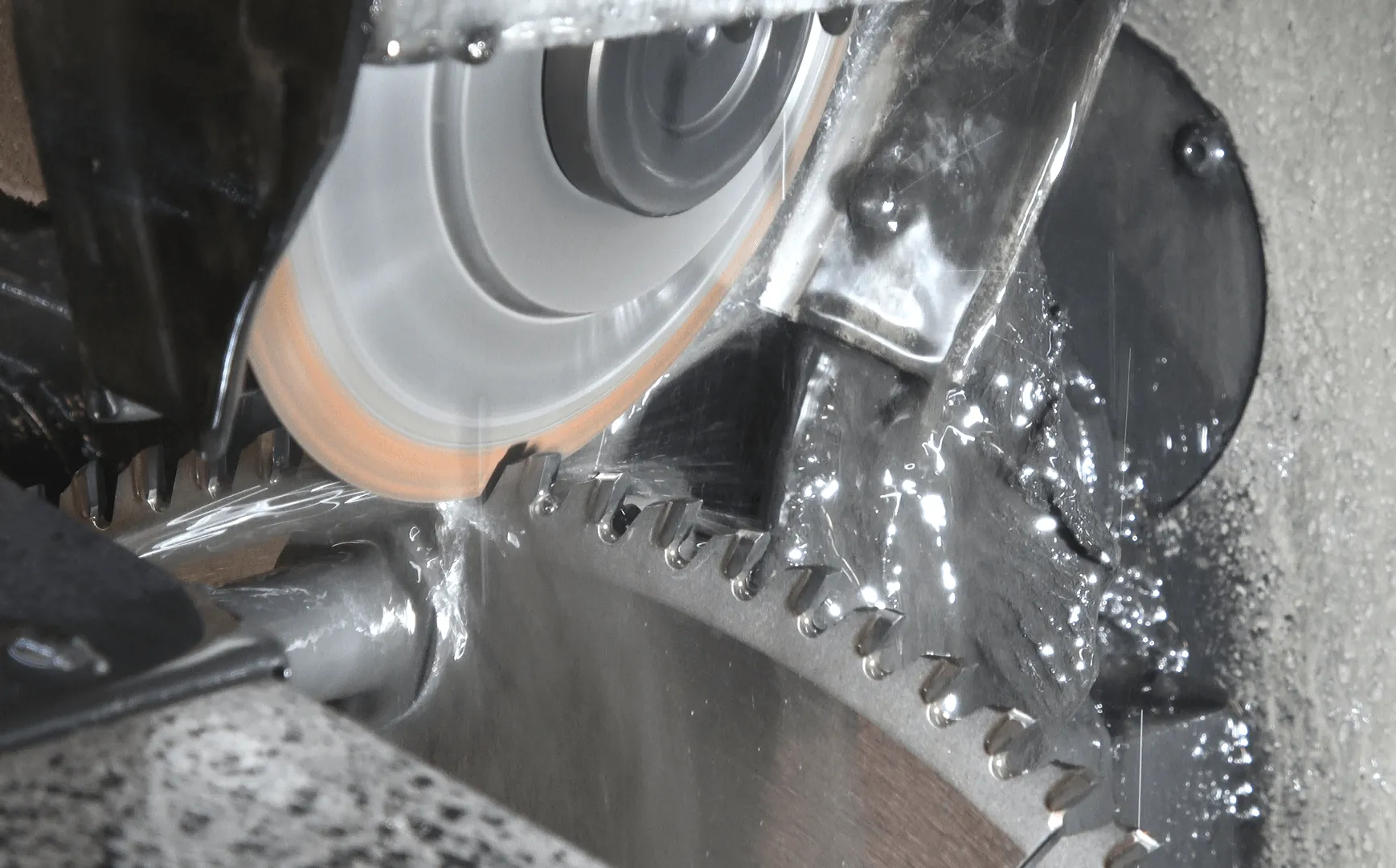 Profesyonel CNC Testere Bileme Hizmetleri